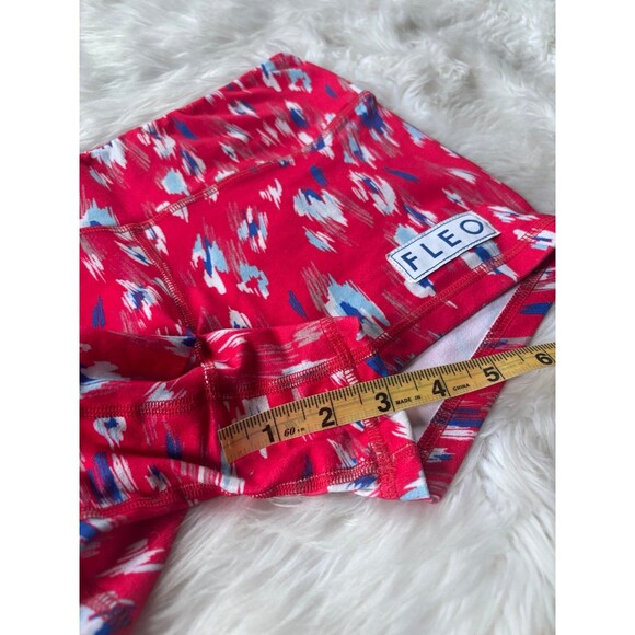 Fleo shorts Small - Picture 6 of 7